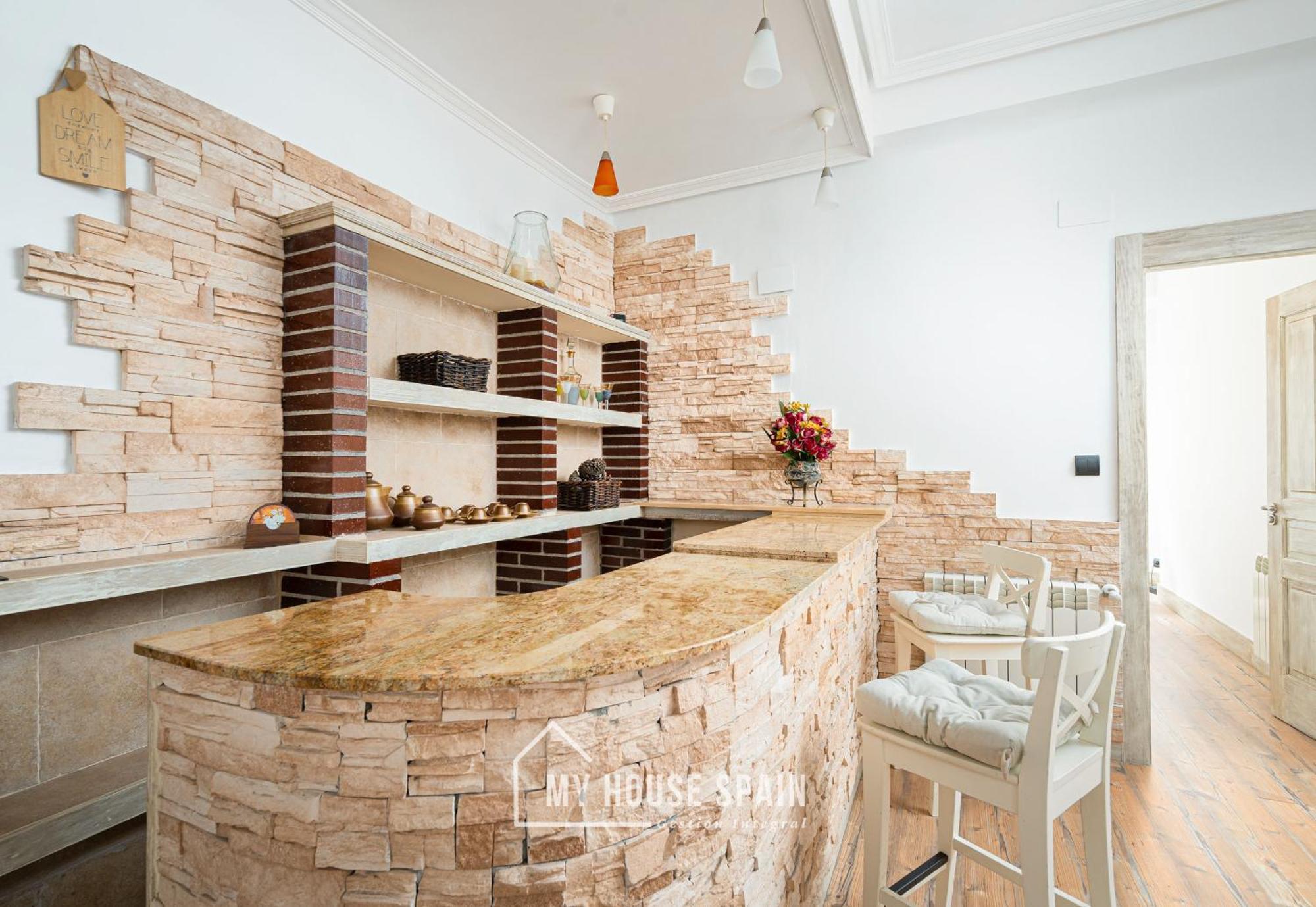Myhousespain - Piso Reformado En El Centro Gijon Exterior photo
