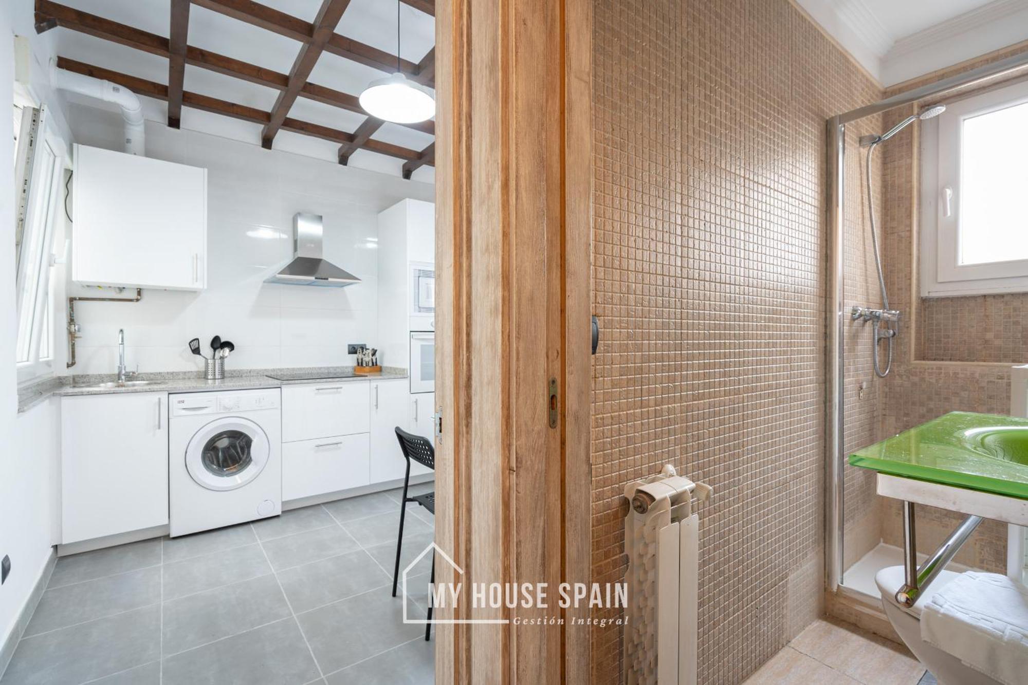Myhousespain - Piso Reformado En El Centro Gijon Exterior photo